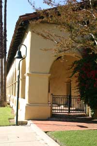 San Fernando - El Camino Real Bell